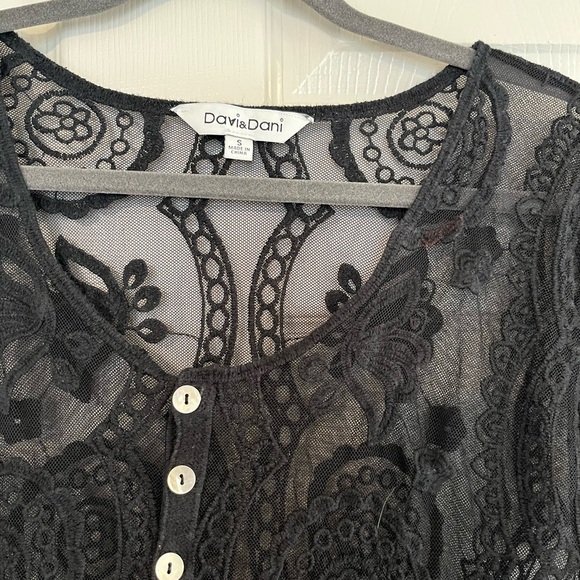 Davi & Dani Black Lace Women Top Small - Picture 5 of 5